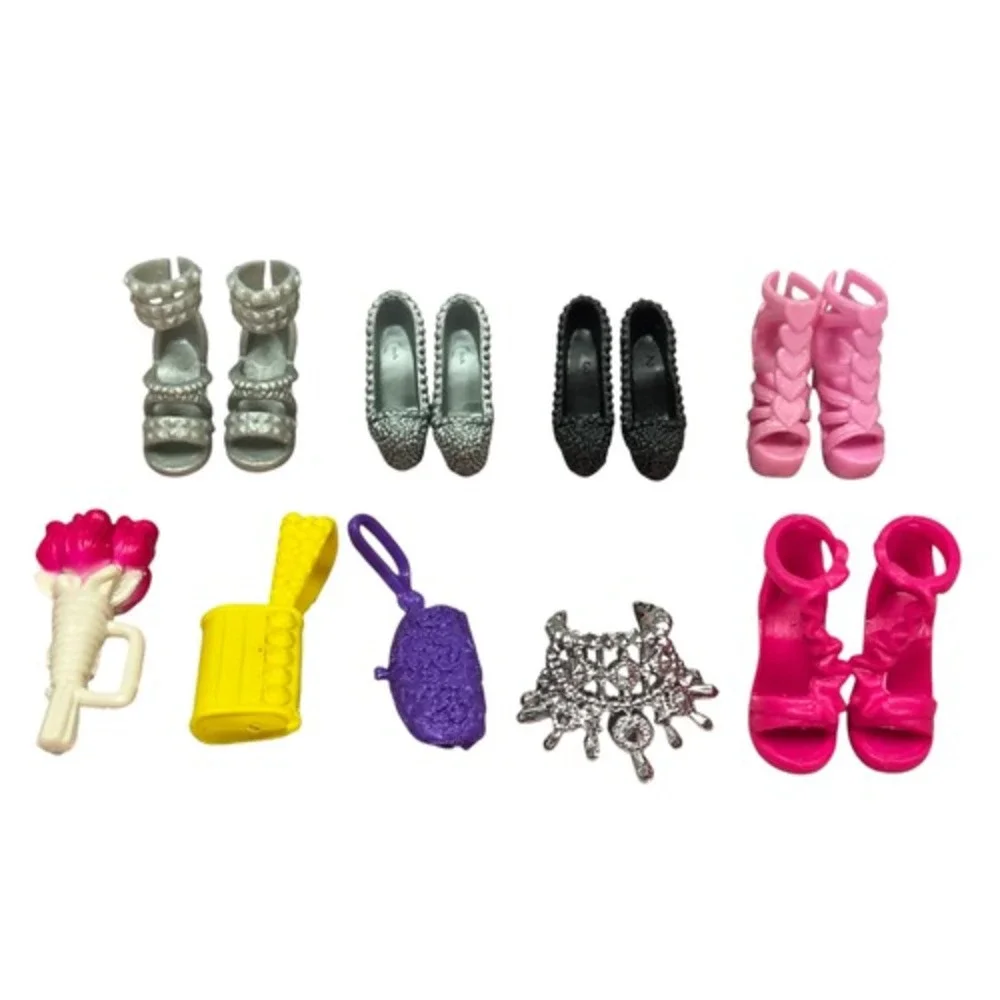 Lot Of 5 Pairs Of Barbie Shoes Heels 90s To Modern + Accessories Clutch Bags